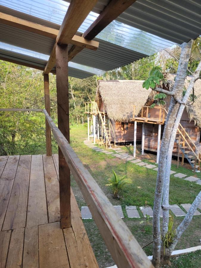 Pachamaya River Hostel Lanquín エクステリア 写真